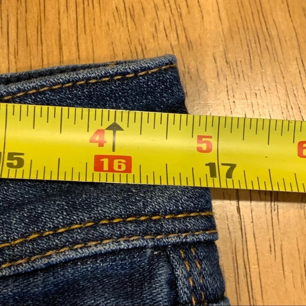 American Eagle Stretch Jean Shorts 10 - Picture 5 of 7
